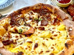 狂野拼榴莲披萨-盘炉forenza·云贵川融合小食堂 ( 钟楼中柳巷店)
