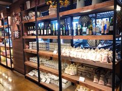 面包甜点陈列柜-自然食集西餐厅(泰晤士小镇店)