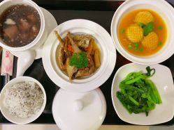 -臻康乃馨月子中心(集美店)