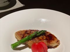 法式煎鹅肝配黑醋汁-江上荟·创意中国菜(绿地缤纷城店)