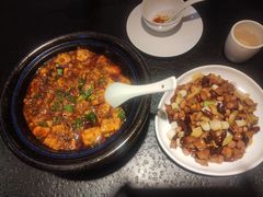 -万重锦·人文川菜馆(骡马市店)