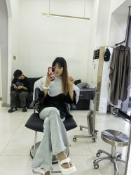 -Esmi艾丝米专业美发沙龙