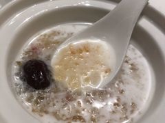 缤纷雪燕浸桃胶-川越泰火锅(吉利大厦店)