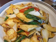 千页豆腐-吕氏疙瘩汤·海鲜新鲁菜(海州利群店)