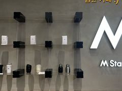 -M Stand(深圳南山欢乐颂店)
