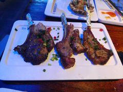 苏尼特金质烤羊排-三个蒙古大叔羊肉串(大宁店)