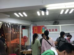 大堂-没牙伯花生汤店(老药洲店)