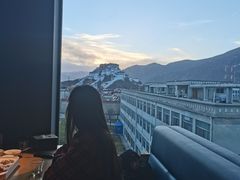 -平措康桑·和牛自助观景餐厅(布达拉宫店)