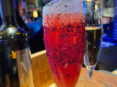 烈焰红唇-胡桃里音乐酒馆(四道口店)