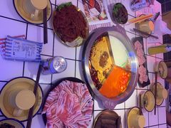 -两个庆火锅公司(昌平府学路店)