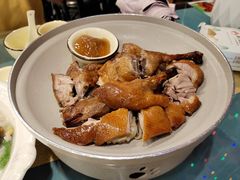 金牌烤谷鸭-谢三姐金奖啤酒鱼(总店)