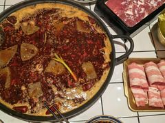 -旧街市鲜货老火锅(大光路店)