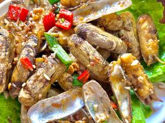 -亚忠小吃店(曾厝垵店)