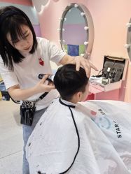-星咔萌StarCamo儿童剪发(芳圆里IDMALL品牌形象店)