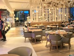 -松咖啡自助餐厅·松北香格里拉