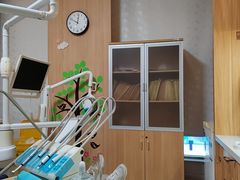 -上海仁爱医院口腔科 · 种植