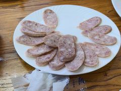 -溢心园香河肉饼总店