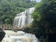 -黄满寨瀑布