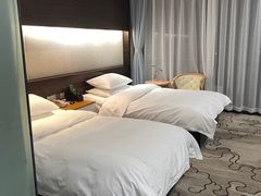 -上海怡沁园度假酒店