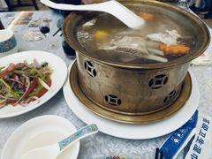 -汗腾格里·风味餐厅(新疆驻京办店)