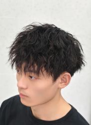 -苏豪美发S A L O N烫发染发