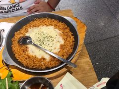 奶酪肚领炒饭-姜虎东白丁烤肉(恒隆广场店)