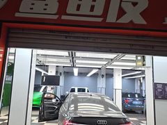 -鲨鱼皮汽车凹陷玻璃修复(静安店)