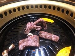 -炼火烤肉店