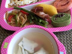 -西安大雁塔科技大学地铁站亚朵酒店