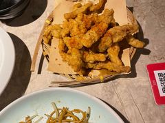 -沪小胖小龙虾(淮海中路旗舰店)