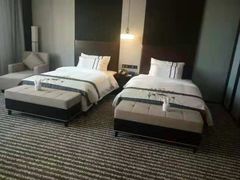 -乌鲁木齐百世昌龙泉酒店(大巴扎店)