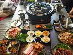 -围炉肉舍•炭烤活鳗•丹东海鲜烤肉(步行街店)