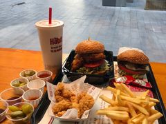 -The Habit Burger Grill 哈比特汉堡(复兴soho店)