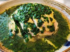 葱油白切鸡-渝信川菜 · 川味家常菜(长安店)