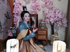 -翩若国风汉服体验馆