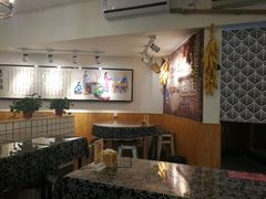 大堂-八两八金·莱芜特色炒鸡(市南漳浦路店)