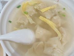 刀鱼馄饨-老半斋(福州路店)