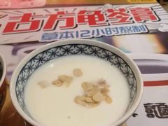 生磨杏仁茶-糖糖屋•糖水•雪花冰店(时尚天河店)