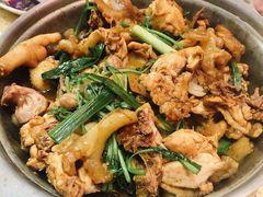 -芳村榕树头叹佬鸡煲(体育西店)