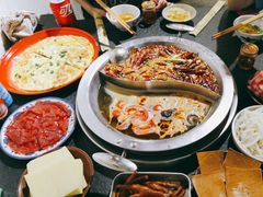 -四小区火锅·巷子里的重庆火锅(花照壁店)