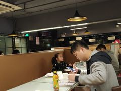 大堂-新大咀港式茶餐厅(宝山万达店)