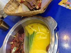 -马路边边火锅串串(观前街店)