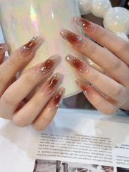 -UMl Nail 尤米美甲美睫半永久