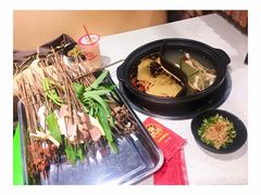 -钢管厂歆瑞源油卤串串香(春熙路太古里店)
