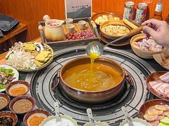 -阿山卓·野生菌火锅·纳西火塘烤肉