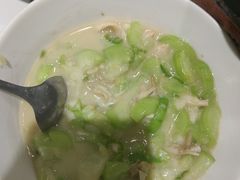 -费大厨辣椒炒肉(高铁吾悦广场店)