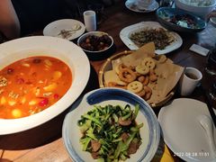 -外婆私房菜(新亚百货店)