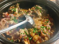 砂锅剑骨鱼-乡巴佬鼎锅饭