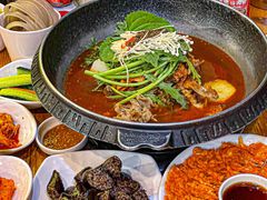 -喇喇排骨火锅·传统韩式脊骨汤(望京西园总店)