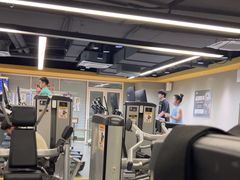 -超鹿运动(大唐世家店)